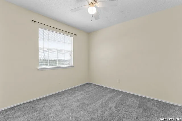 702 GARDEN MEADOW DR Universal City, TX 78148