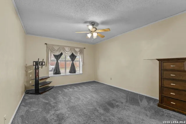 702 GARDEN MEADOW DR Universal City, TX 78148