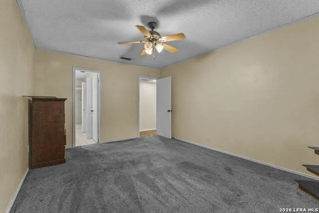 702 GARDEN MEADOW DR Universal City, TX 78148