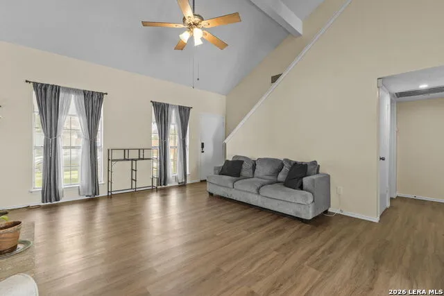 702 GARDEN MEADOW DR Universal City, TX 78148
