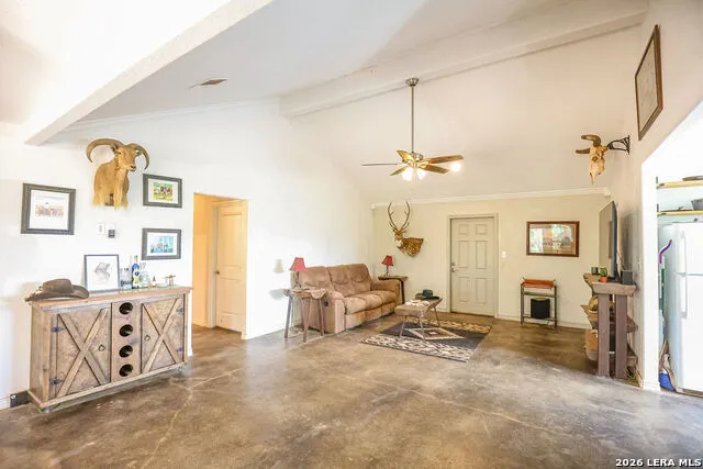 507 BUCKHORN DR London, TX 76854
