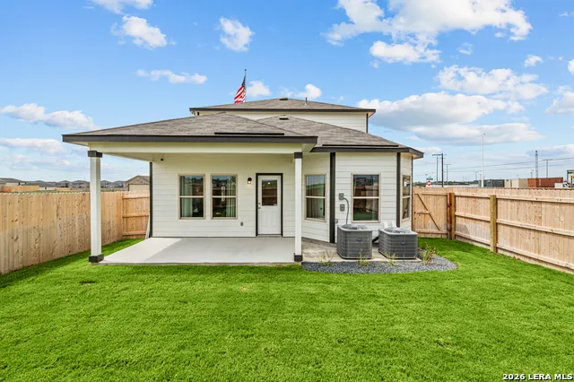 4272 CARLOTTA DR New Braunfels, TX 78130