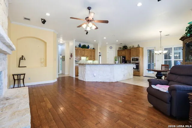 314 Las Tablas Helotes, TX 78023