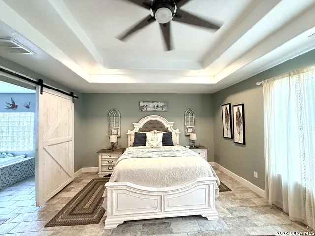 5923 Pioneer Rdg San Antonio, TX 78245