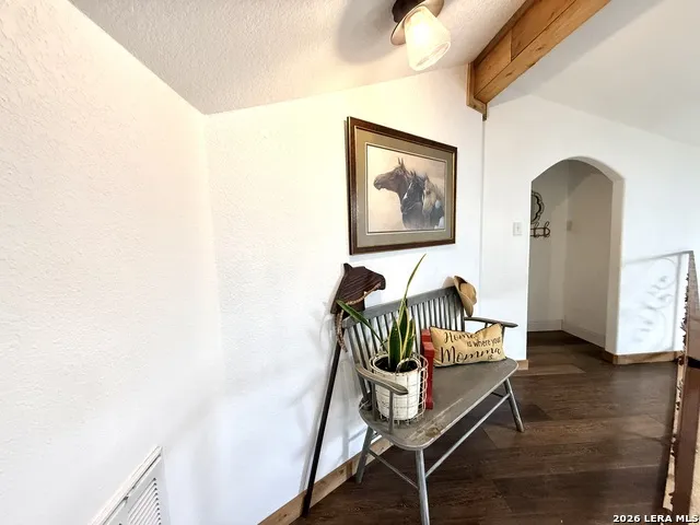 5923 Pioneer Rdg San Antonio, TX 78245