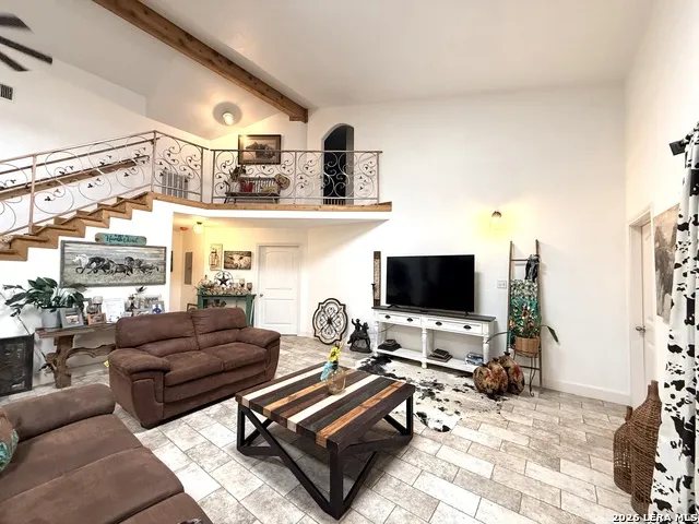 5923 Pioneer Rdg San Antonio, TX 78245