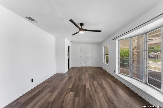 3614 Versailles Dr San Antonio, TX 78219