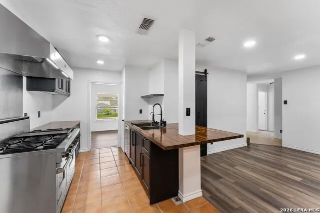 3614 Versailles Dr San Antonio, TX 78219