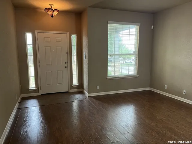 212 OAK CREEK WAY New Braunfels, TX 78130