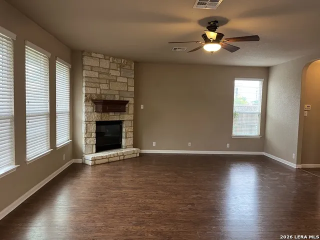 212 OAK CREEK WAY New Braunfels, TX 78130