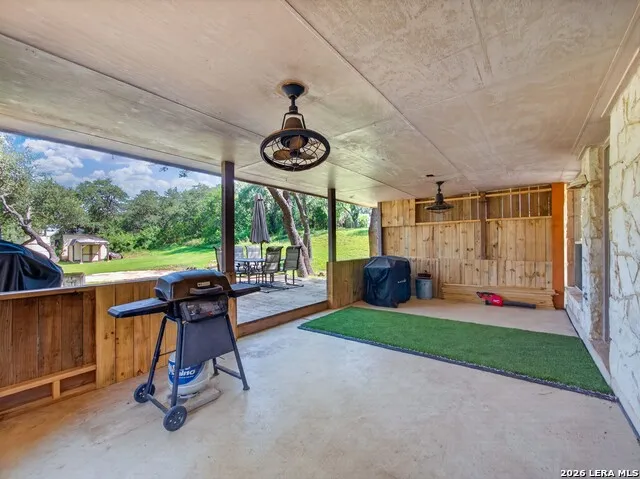 2611 Barton Hill Dr Bulverde, TX 78163