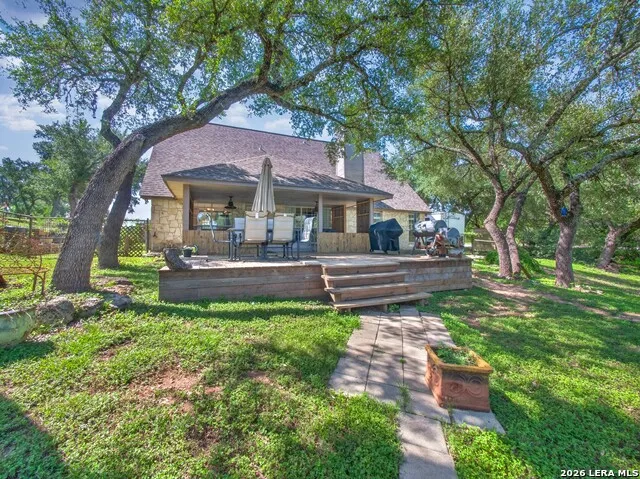 2611 Barton Hill Dr Bulverde, TX 78163