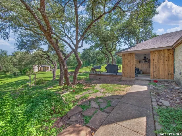 2611 Barton Hill Dr Bulverde, TX 78163