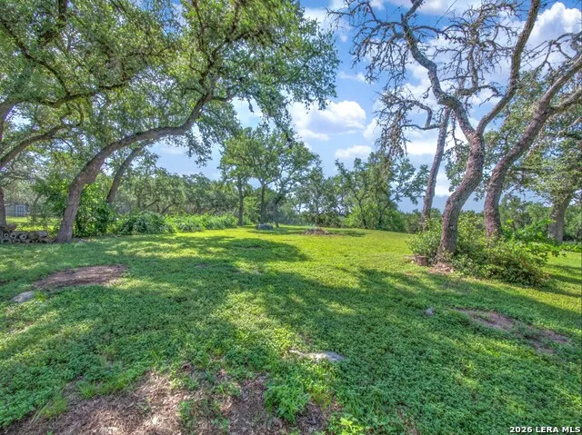 2611 Barton Hill Dr Bulverde, TX 78163