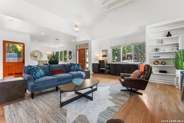 201 CHICHESTER PL Alamo Heights, TX 78209