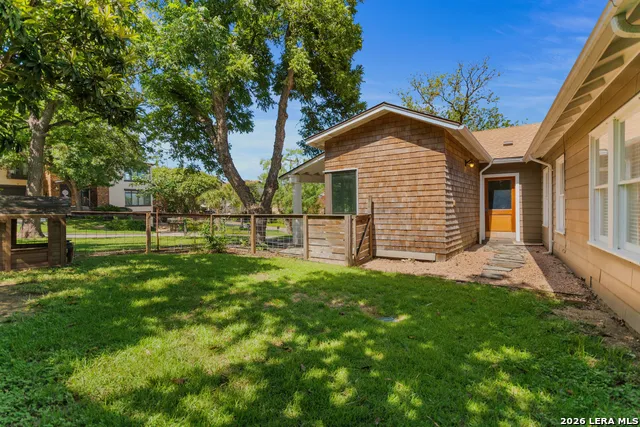 201 CHICHESTER PL Alamo Heights, TX 78209