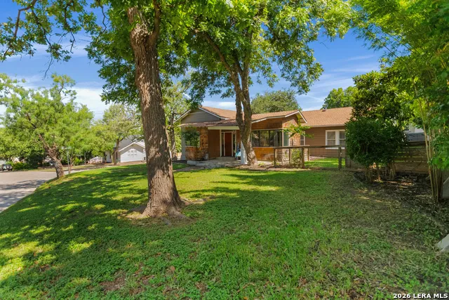 201 CHICHESTER PL Alamo Heights, TX 78209