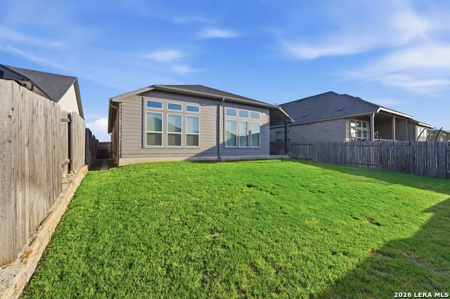 369 Durian Loop Buda, TX 78610