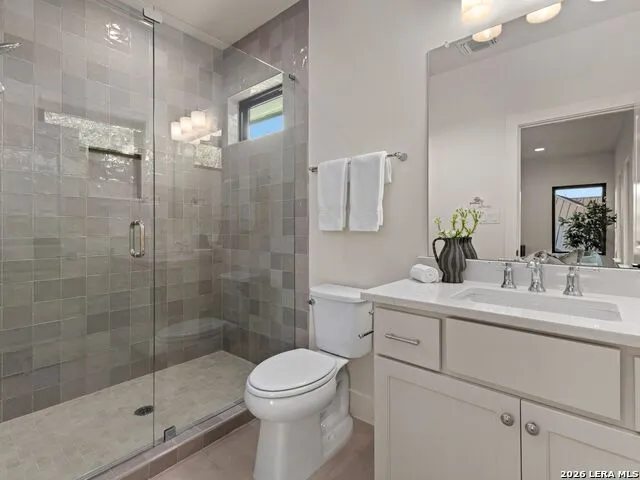 1317 Cats Eye Horseshoe Bay, TX 78657