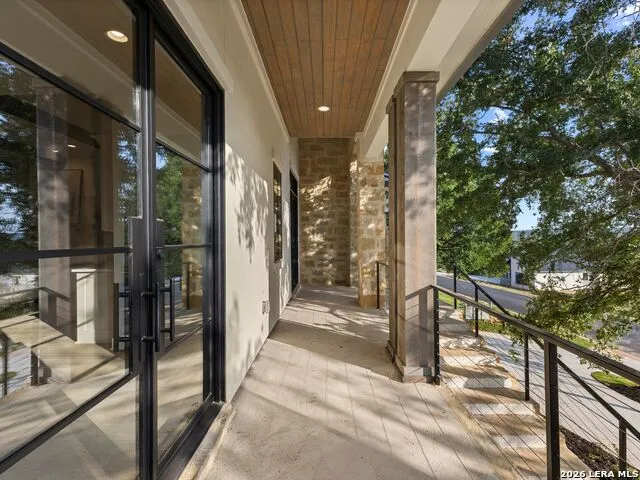 1317 Cats Eye Horseshoe Bay, TX 78657