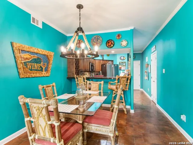 401 W LINCOLN ST #A208 New Braunfels, TX 78130