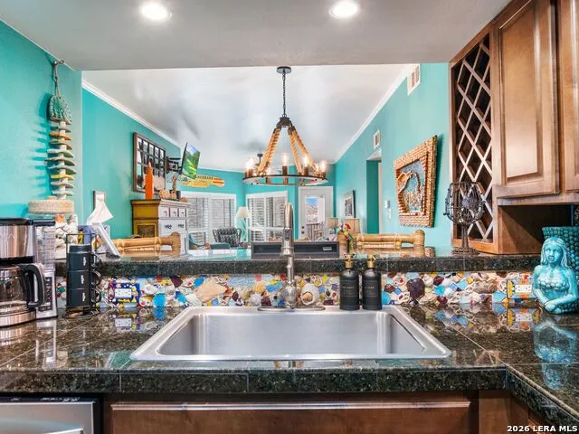 401 W LINCOLN ST #A208 New Braunfels, TX 78130