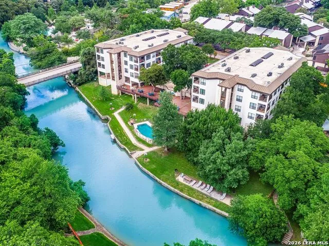 401 W LINCOLN ST #A208 New Braunfels, TX 78130