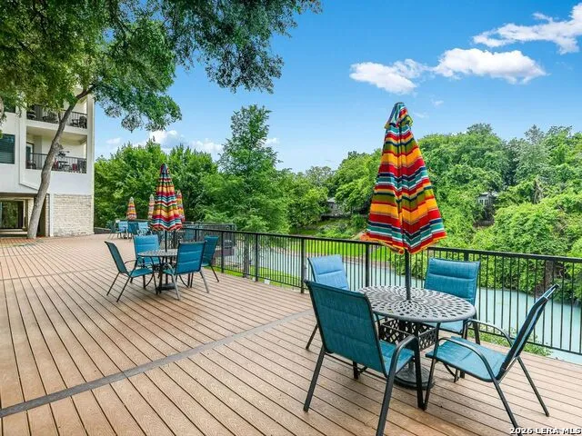 401 W LINCOLN ST #A208 New Braunfels, TX 78130