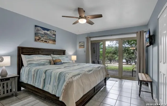 1185 Parkview Drive #APT D24 Canyon Lake, TX 78133