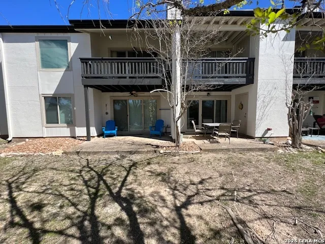 1185 Parkview Drive #APT D24 Canyon Lake, TX 78133