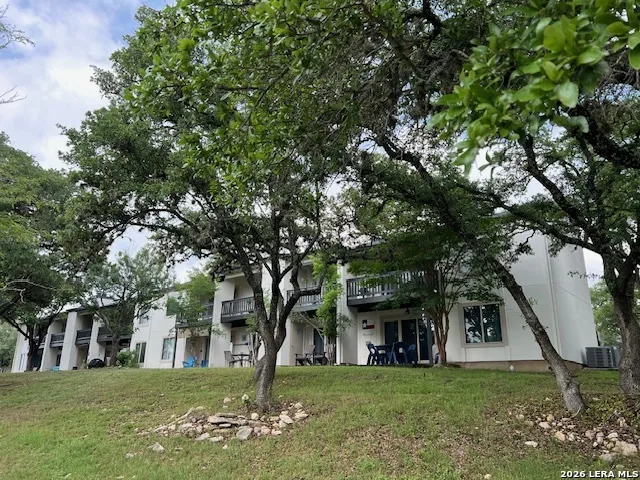 1185 Parkview Drive #APT D24 Canyon Lake, TX 78133