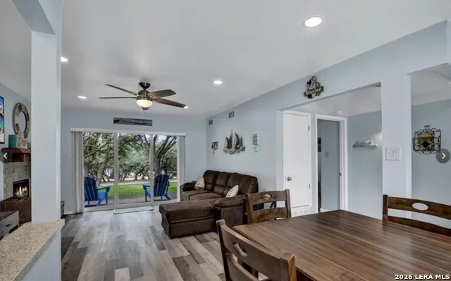 1185 Parkview Drive #APT D24 Canyon Lake, TX 78133