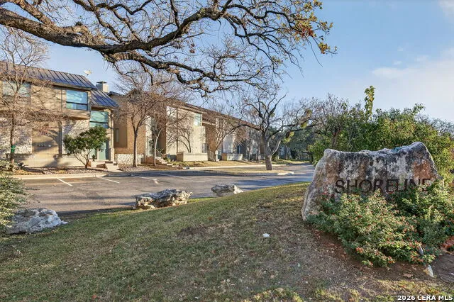 104 Island Dr ## J Horseshoe Bay, TX 78657