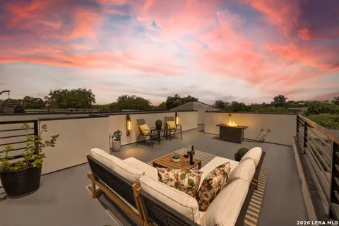 719 Eleanor Ave #102