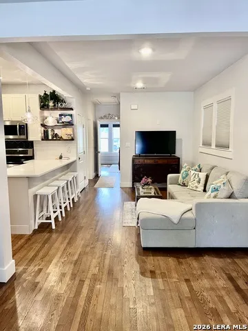 614 E Mulberry San Antonio, TX 78212