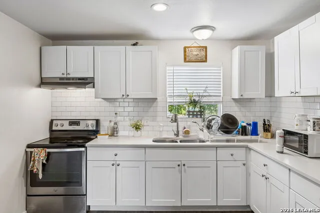 130 SENISA DR San Antonio, TX 78228