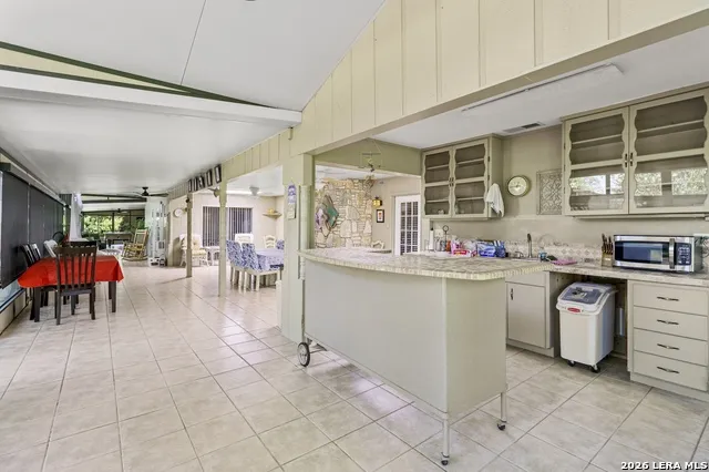 9477 WINDWOOD DR Boerne, TX 78006