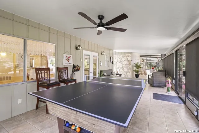 9477 WINDWOOD DR Boerne, TX 78006