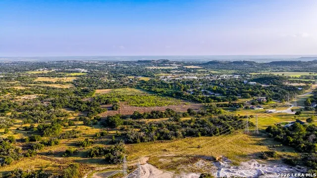 331 Suniland Fredericksburg, TX 78624
