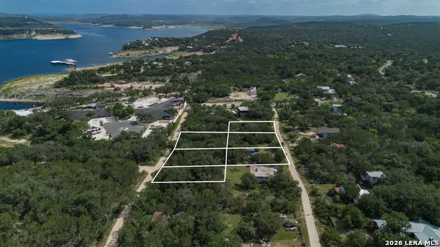 LOT 7,8,9 Lakeview AVE Mico, TX 78056