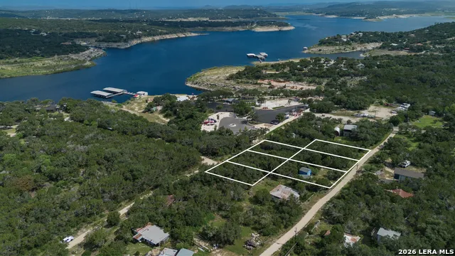 LOT 7,8,9 Lakeview AVE Mico, TX 78056