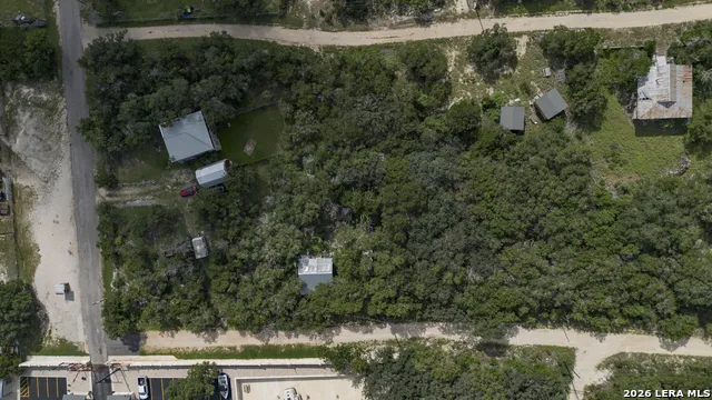 LOT 7,8,9 Lakeview AVE Mico, TX 78056