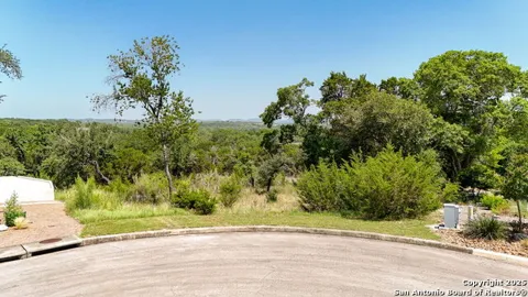 116 Balcones Bend