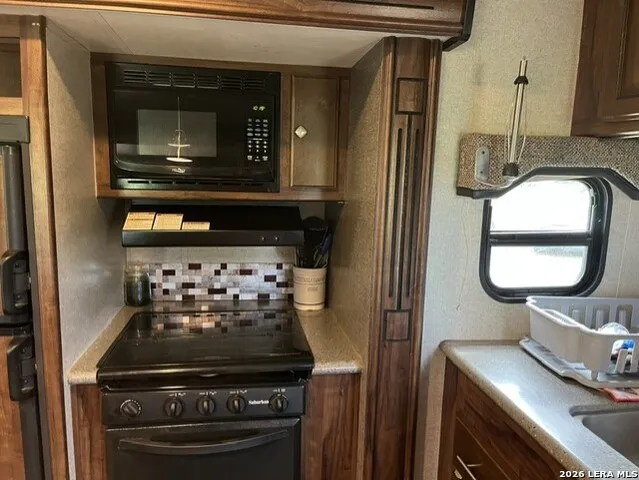 3084 CR 442 Stockdale, TX 78160