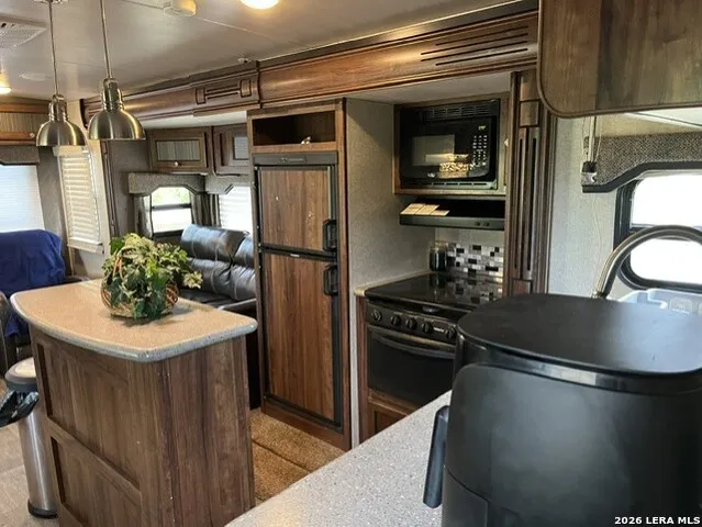 3084 CR 442 Stockdale, TX 78160
