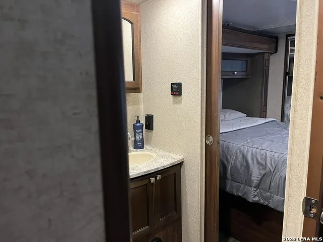 3084 CR 442 Stockdale, TX 78160