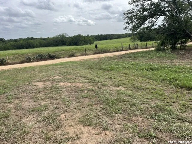 3084 CR 442 Stockdale, TX 78160