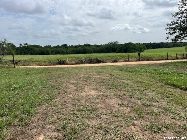 3084 CR 442 Stockdale, TX 78160