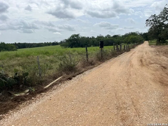 3084 CR 442 Stockdale, TX 78160