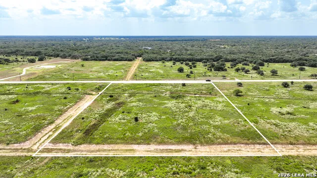 000 Teal Ln Columbus, TX 78934